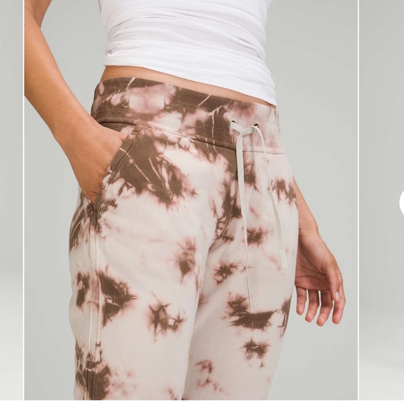 Lululemon Warm Down Jogger, Size 12 - Picture 8 of 10